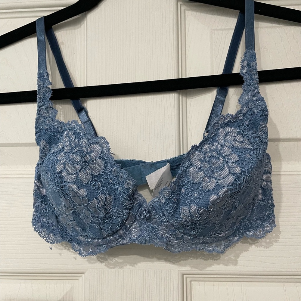 Victoria's Secret Lace Bra in Medium Blue